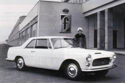The new Coup� presented in front of the PF factory