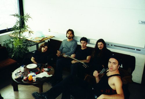 Moonspell op de bank...... tja...