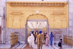 340.Amritsar-Golden_Temple.jpg