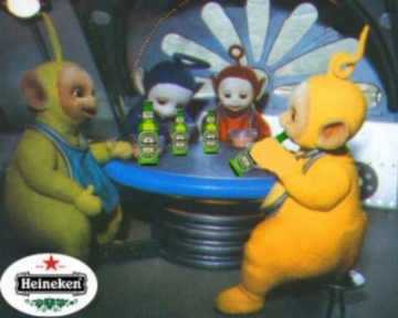 La antena del teletubie verde, es verde!