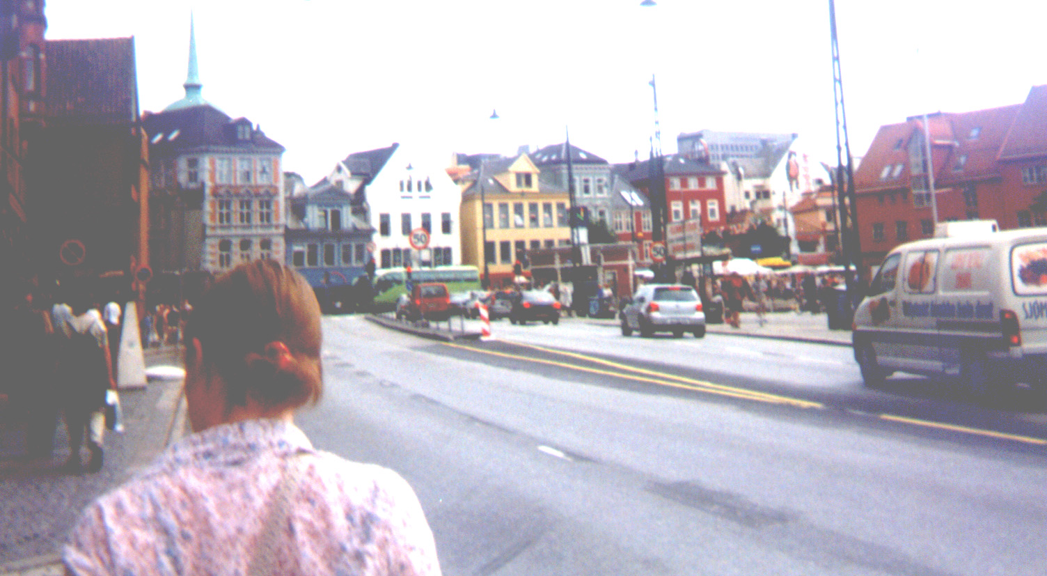 marikin promenades down the tack-tastic streets of fair bergen