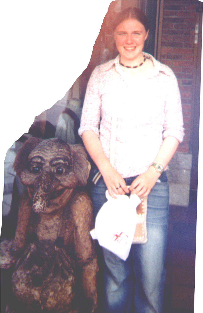 mari enjoys the company of a rather stunted companion