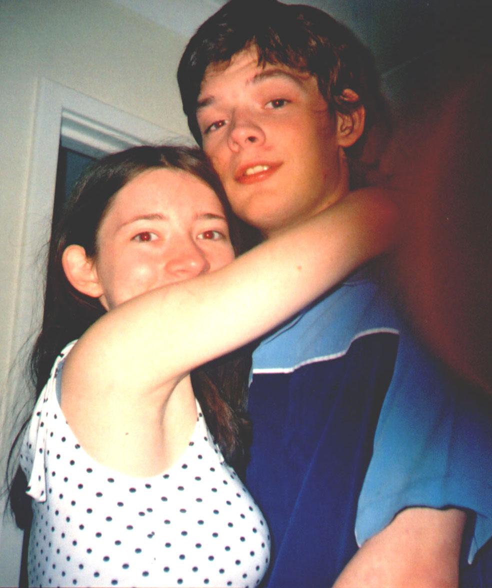 hugging so sweetly, arent they just adorable?