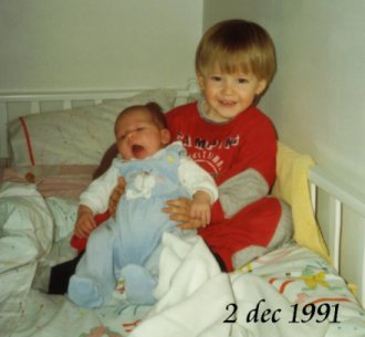 Jag och min bror p� hans 2-�rsdag
