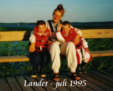 H�rligt p� landet i solnedg�ngen