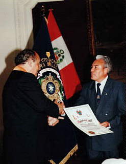 Medalla de la Municipalidad a la labor educativa de La Salle
