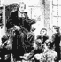 De La Salle departiendo con los ni�os