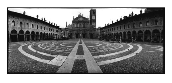 Vigeniano, Italia, 1994.