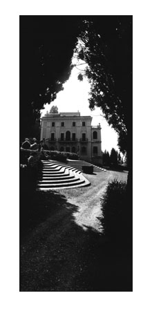 Villa Fidelia, Italia, 1995