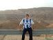 Yo en Tamerza. Peazo de ca��n, y de fondo la frontera de T�nez con Argelia