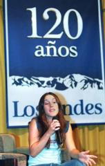 Soledad dialog� con su p�blico y realiz� anuncios en Los Andes