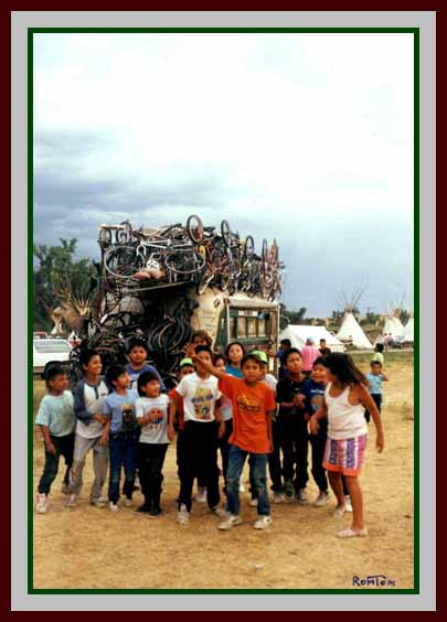 Children_of_the_Crow.JPG (31892 bytes)