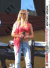 britney1.jpg (66225 bytes)