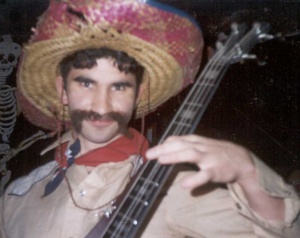 Tommy the greasy mexican gringo !