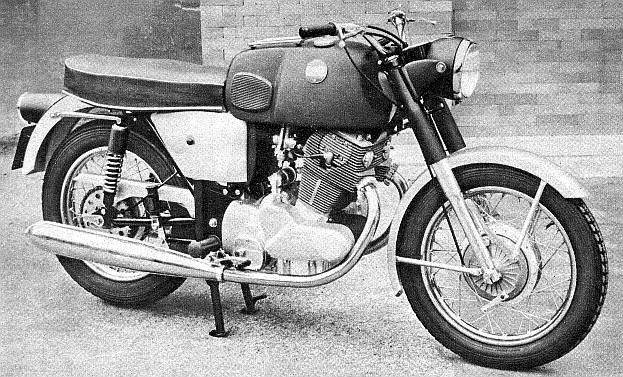 http://www.geocities.ws/laverdatwins/Laverda_650_1966_Prototyp.jpg