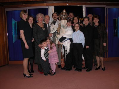 family-on-bimah