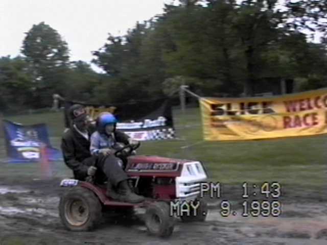GREG & WADE HONCHELL TANDEM MUDBOGGING