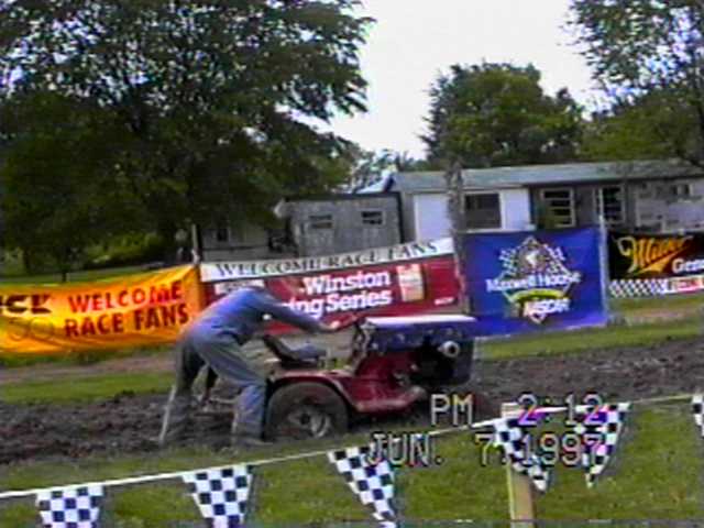 TOMMY WHITE PUSHING RED DOG