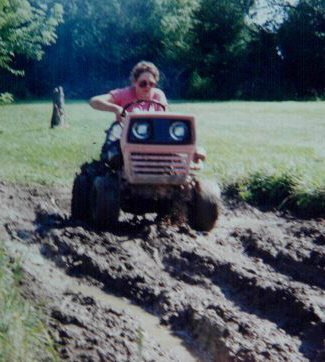 TRISH POTENZA MUDDIN' ON PEACHES -N- SCREAM