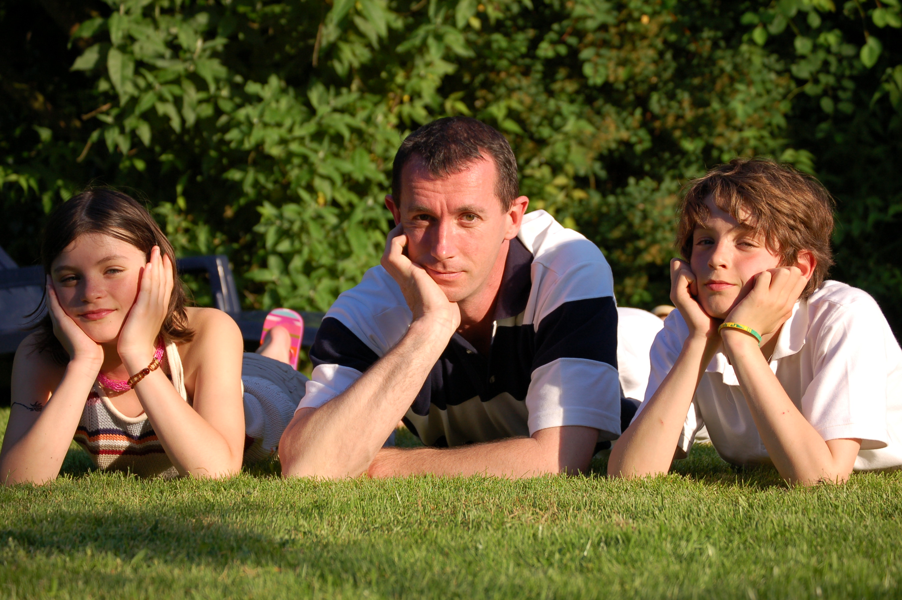 Frederic Coutuer and his two twin kids in Waterloo, Belgium