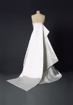 Designer: Ramona Keveza
