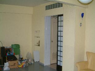 http://sg.geocities.com/lc_ys2003/3zp_367_3hallKitDr.JPG