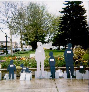 Silhouettes at Linn County Courthouse, April 2001