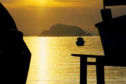Sol Poente - Praia de Charitas - Niter&oacute;i/RJ - 76