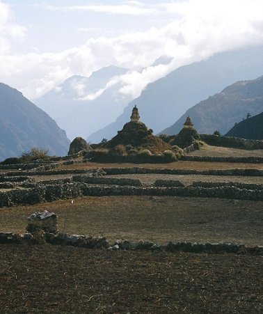 The chortens at Phortse