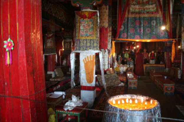 Drepung interior