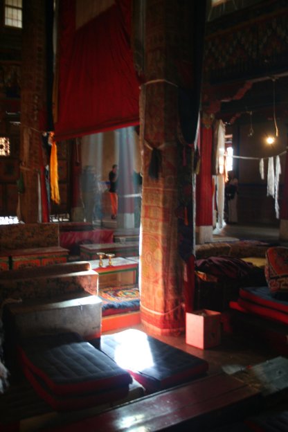Drepung interior
