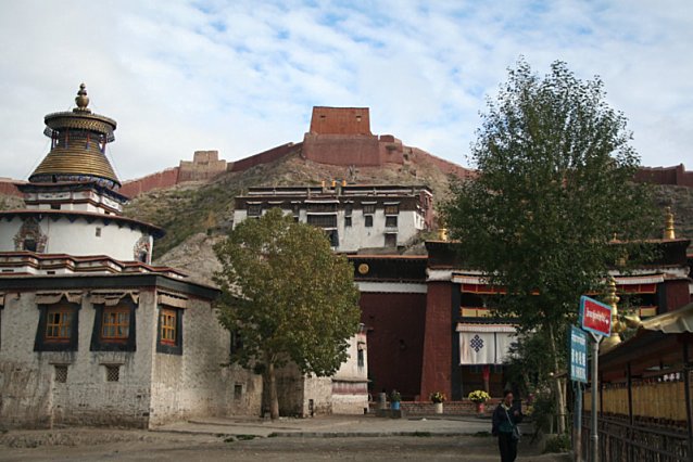 gyantse monastery