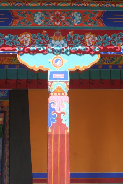 Detail of pillar