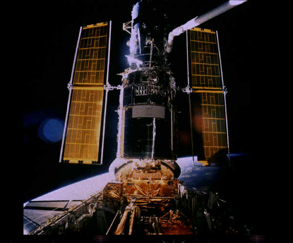hubble.bmp (892854 bytes)