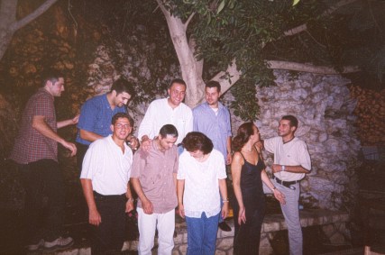 group3.jpg (36583 bytes)