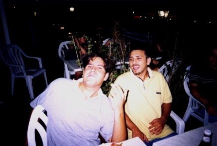 xxxdim.jpg (85278 bytes)