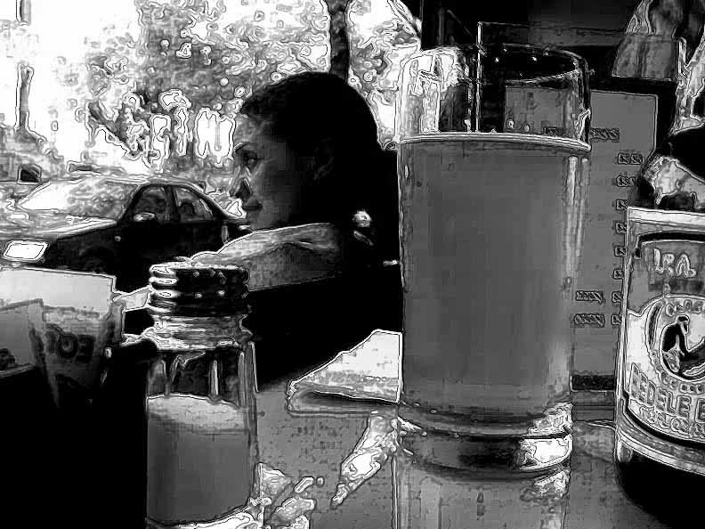 Black and white is good for headaches
