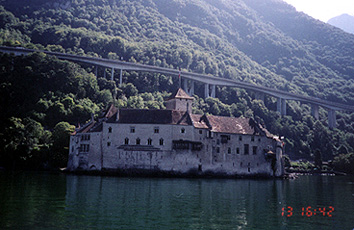 chillon.jpg (81532 bytes)