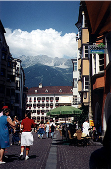 innsbruck.jpg (84974 bytes)