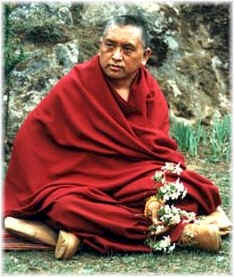 zopa_rinpoche.jpg (13430 bytes)
