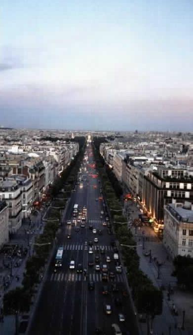 Champs-Elys�es 
