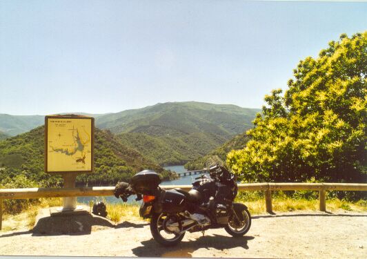 Bike at some small lake in
southern France.