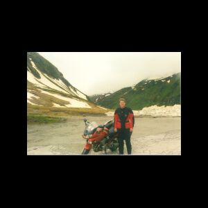 Mark and his bike at the Oberalppass.