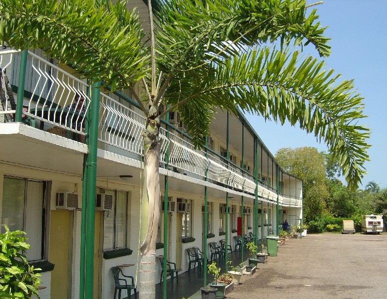 Leprechaun Motel and Caravan Park