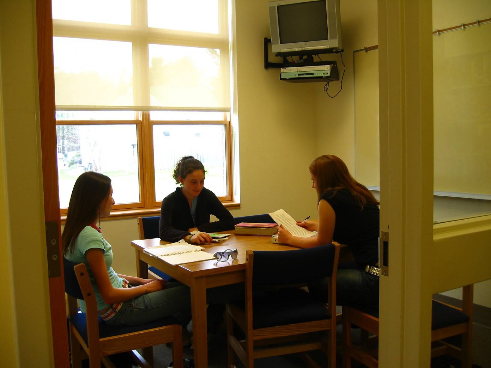 Picture of students in a study room.