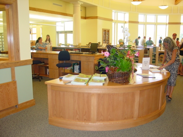 Picture of circulation desk.