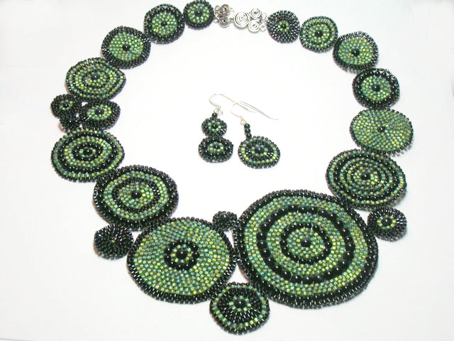 green circle brick necklace