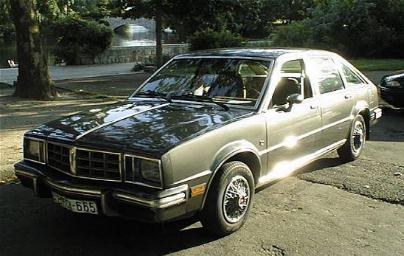 Pontiac Phoenix 5 portes 1981