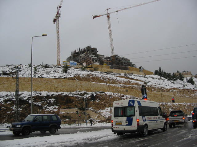 snow_0252.jpg (58764 bytes)