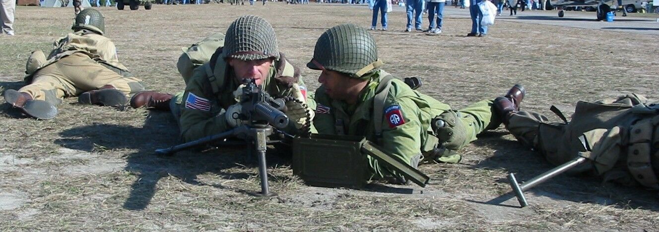 Troopers Puckett and Ragusa on the 30 caliber Browning......